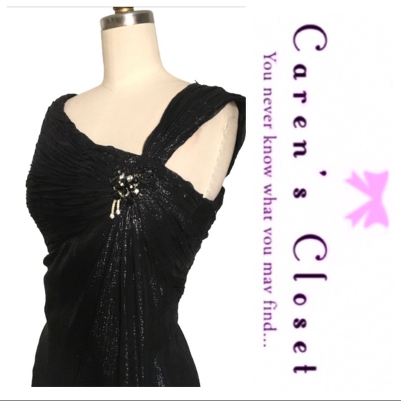 Vintage Victoria Royal Black Asymmetrical Gown - Picture 5 of 6